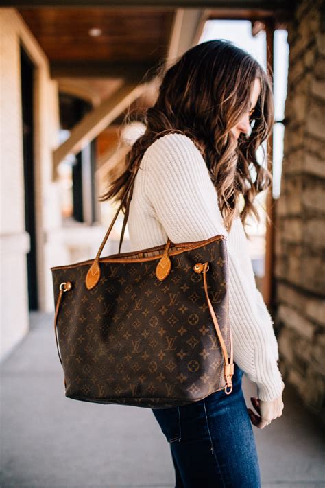 do louis vuitton bags ever go on sale